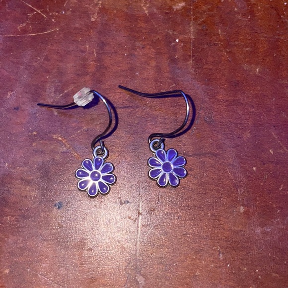 Very cute flower indigo earrings - Picture 2 of 3